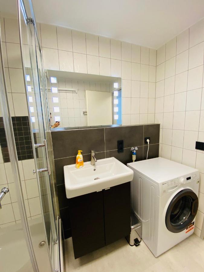 Outletcity Apartment Ferienwohnung Metzingen Metzingen  Extérieur photo