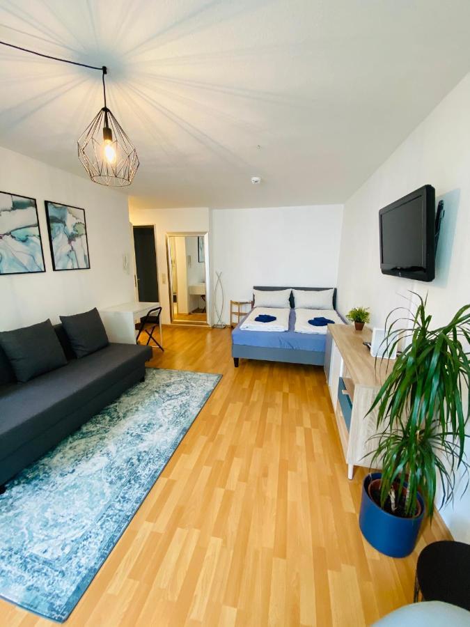 Outletcity Apartment Ferienwohnung Metzingen Metzingen  Extérieur photo