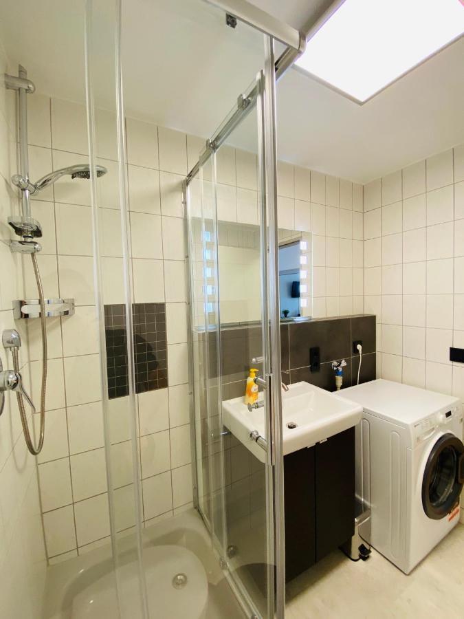 Outletcity Apartment Ferienwohnung Metzingen Metzingen  Extérieur photo