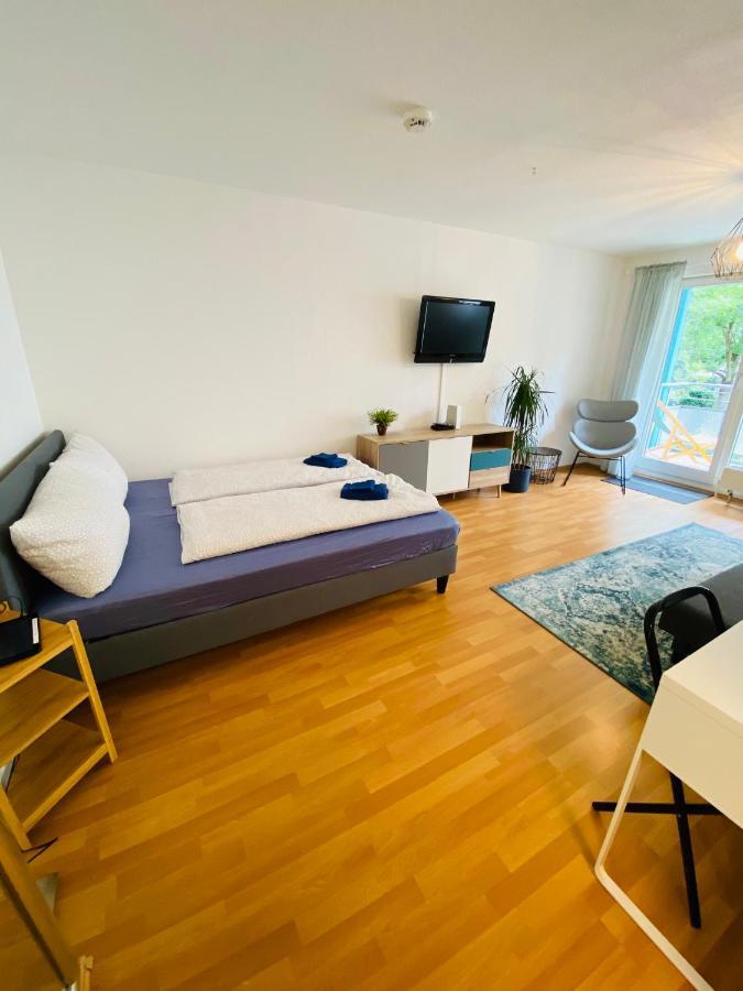 Outletcity Apartment Ferienwohnung Metzingen Metzingen  Extérieur photo