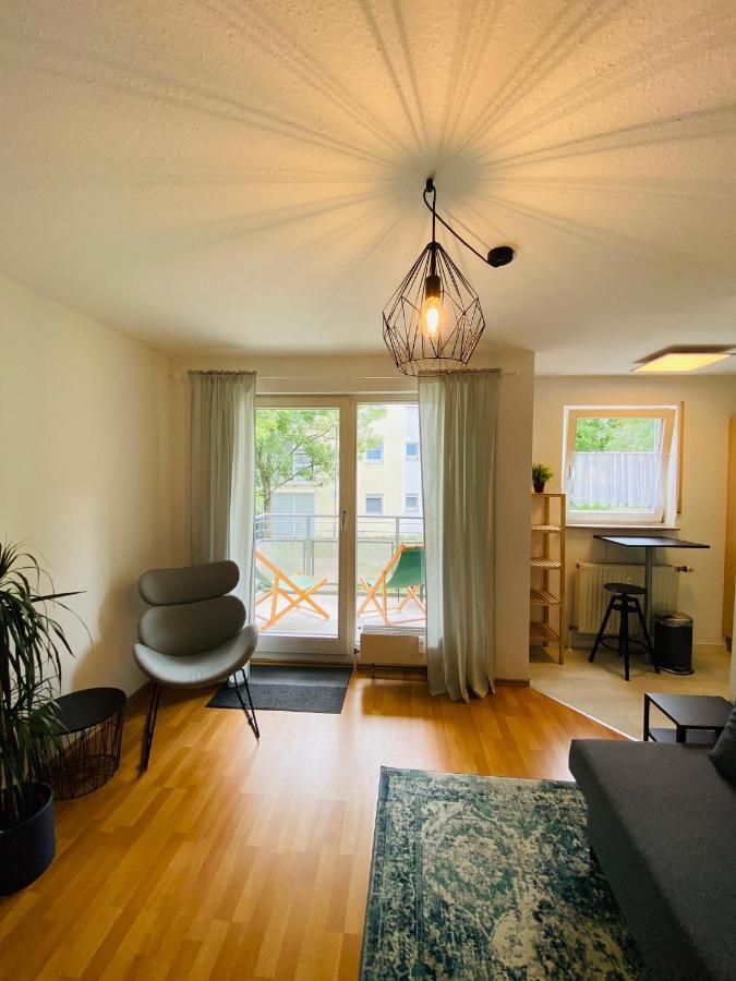 Outletcity Apartment Ferienwohnung Metzingen Metzingen  Extérieur photo