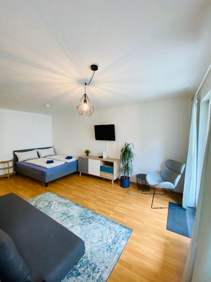 Outletcity Apartment Ferienwohnung Metzingen Metzingen  Extérieur photo