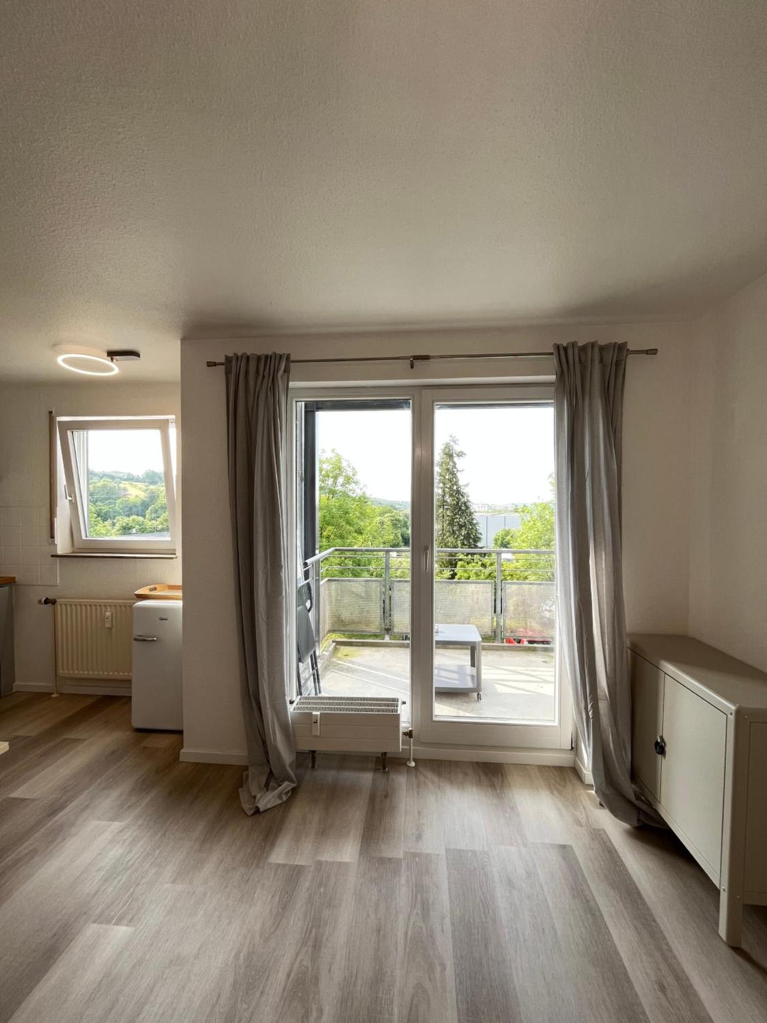 Outletcity Apartment Ferienwohnung Metzingen Metzingen  Extérieur photo