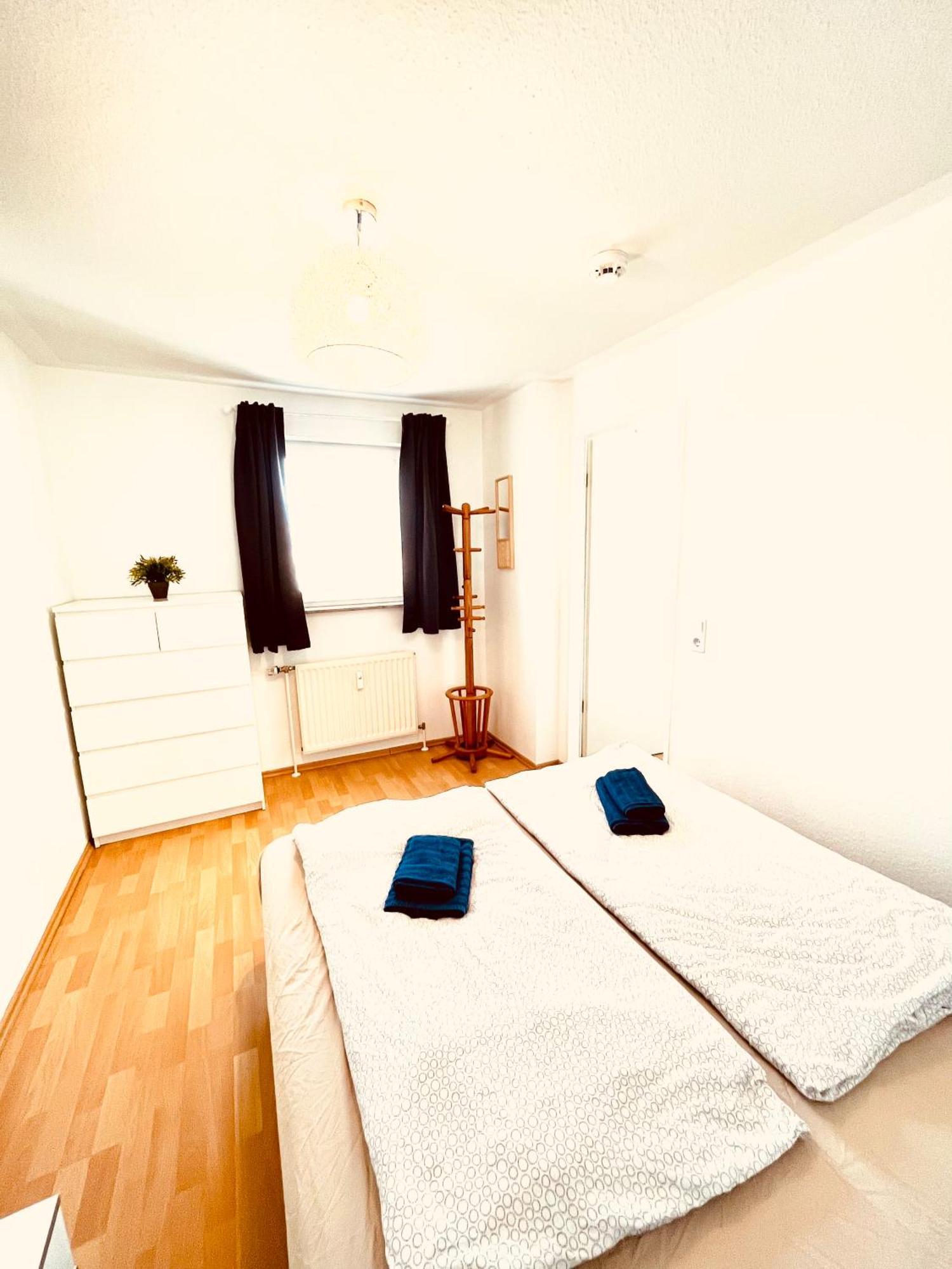 Outletcity Apartment Ferienwohnung Metzingen Metzingen  Extérieur photo