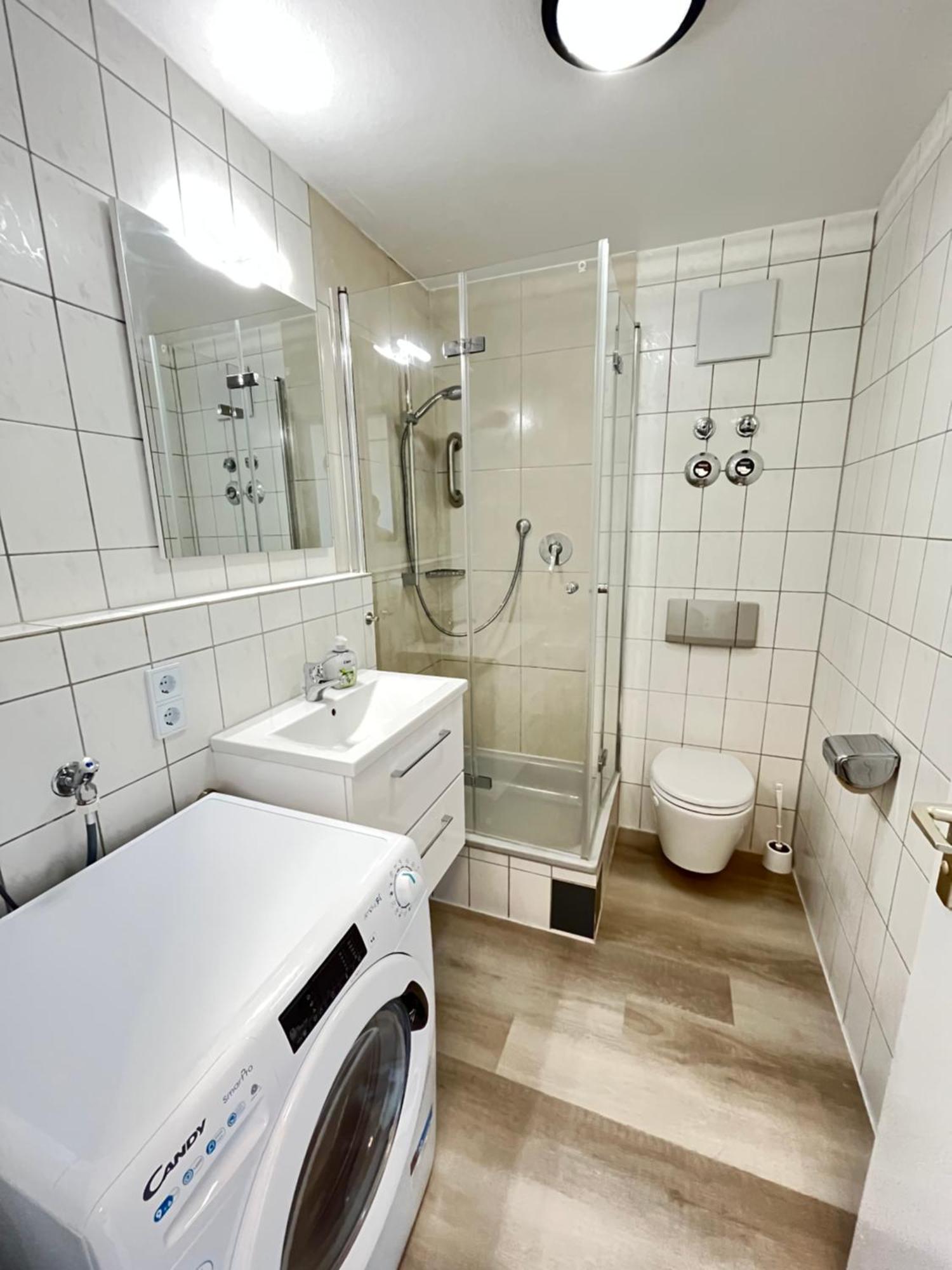 Outletcity Apartment Ferienwohnung Metzingen Metzingen  Extérieur photo