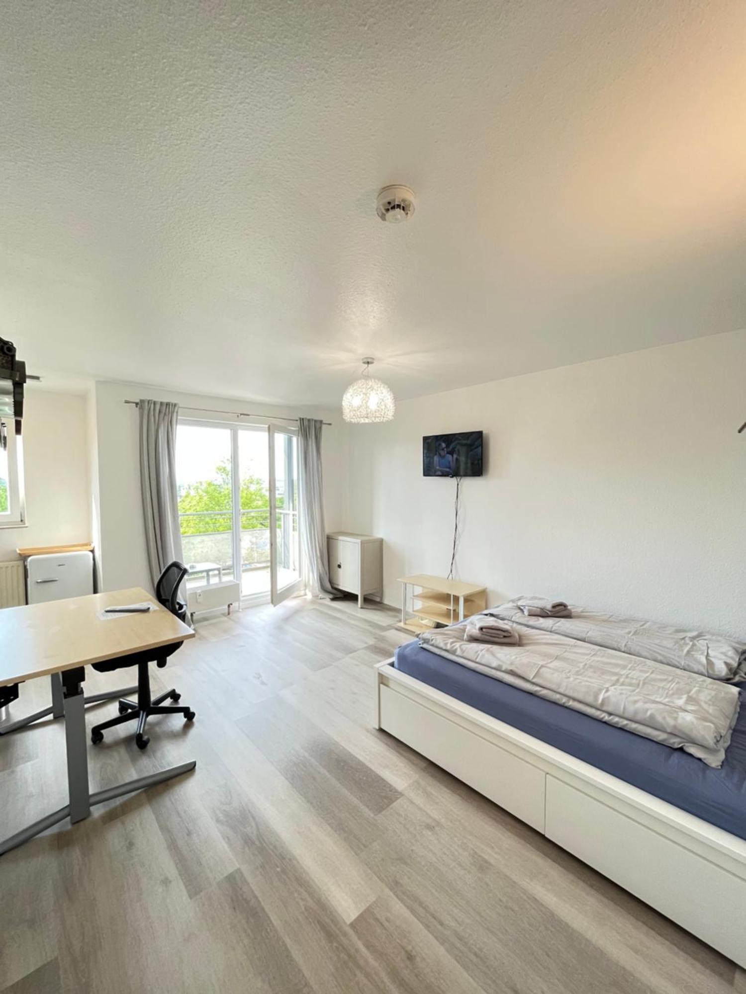 Outletcity Apartment Ferienwohnung Metzingen Metzingen  Extérieur photo