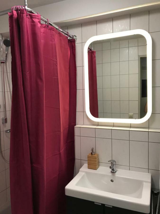Outletcity Apartment Ferienwohnung Metzingen Metzingen  Extérieur photo