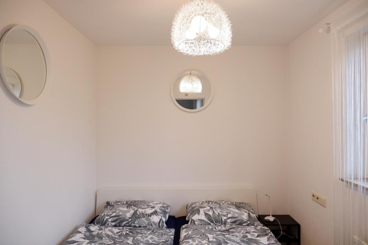 Outletcity Apartment Ferienwohnung Metzingen Metzingen  Extérieur photo